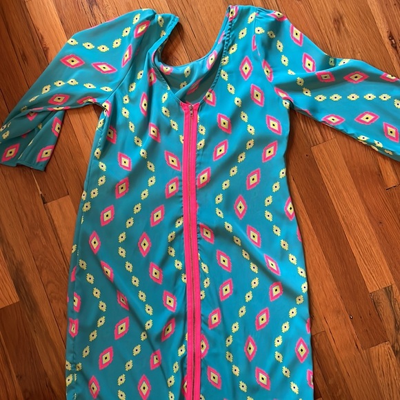 Women’s dress - Picture 3 of 5